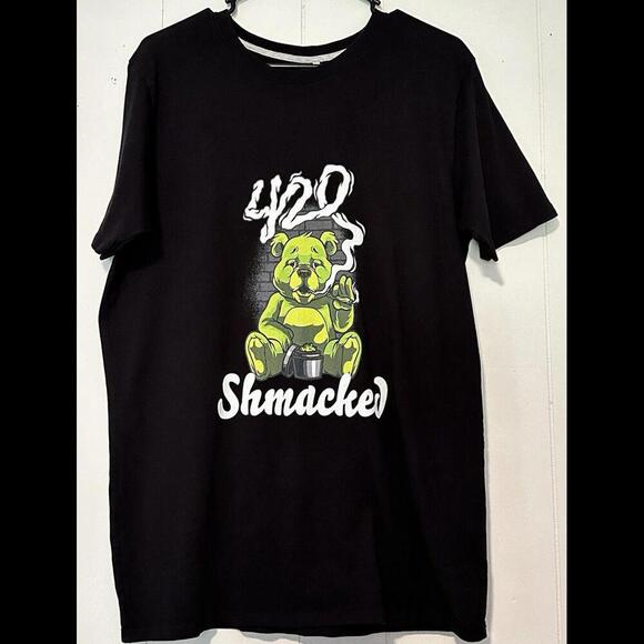 Weed Bear T-Shirt 420‎ Joint Cannabis Stoned Teddy - Picture 1 of 2